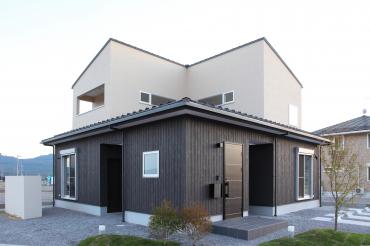建築家とつくる家「中庭のある家」