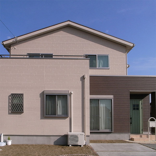 木の温もりを感じる家
